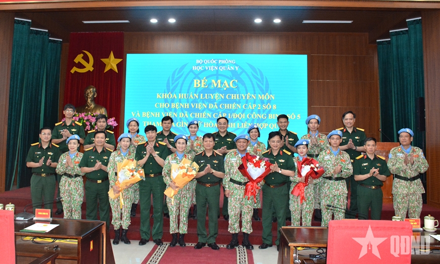 /UploadStore/admin/260715 be mac huan luyen quan y/2.jpg